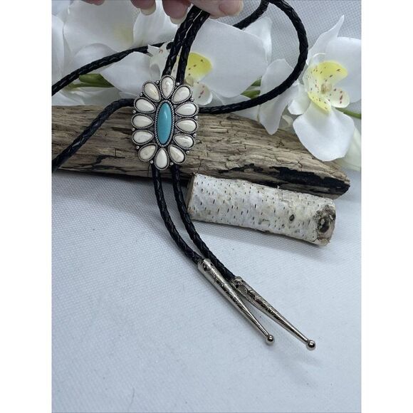 Western Cluster Turquoise  White Silver Black Bolo Tie Southwest Cowgirl Cowboy - Picture 8 of 13